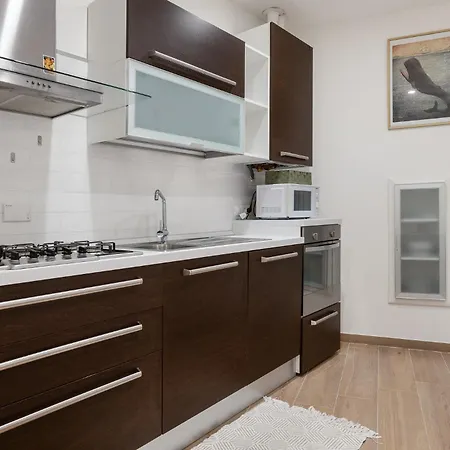 Hermes With Private Parking Apartment *