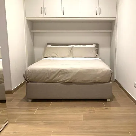 Hermes With Private Parking Trieste